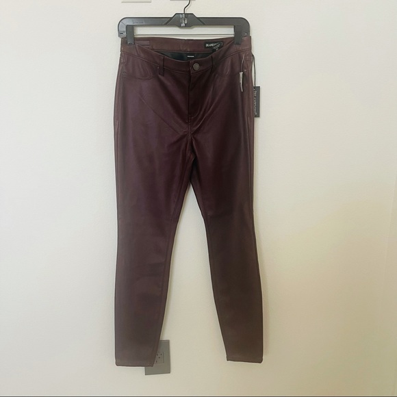 Blank NYC Vegan Leather Skinny Pant - Picture 10 of 11